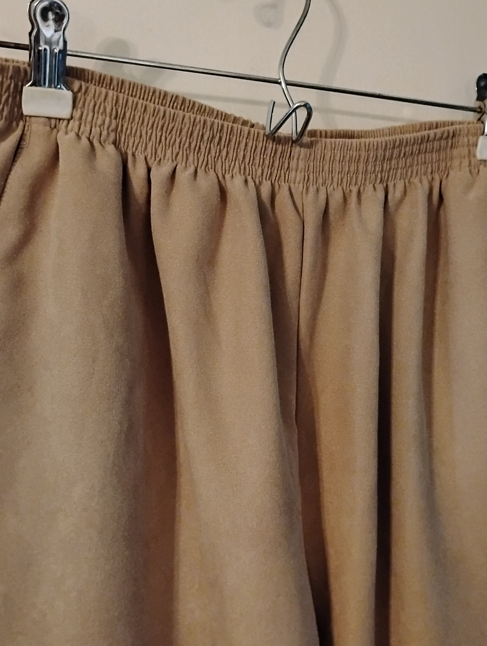 Alfred Dunner Pants, Set of 2, Beige & Green, Size 10, Polyester, Pre-owned - Picture 4 of 11